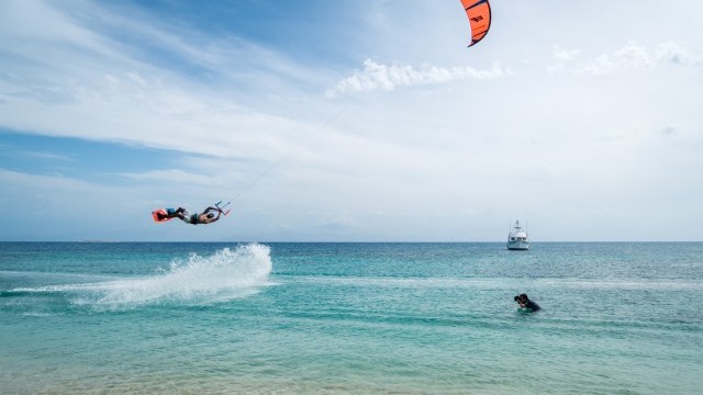 Tarifa Strapless Kitesurfing Pro
